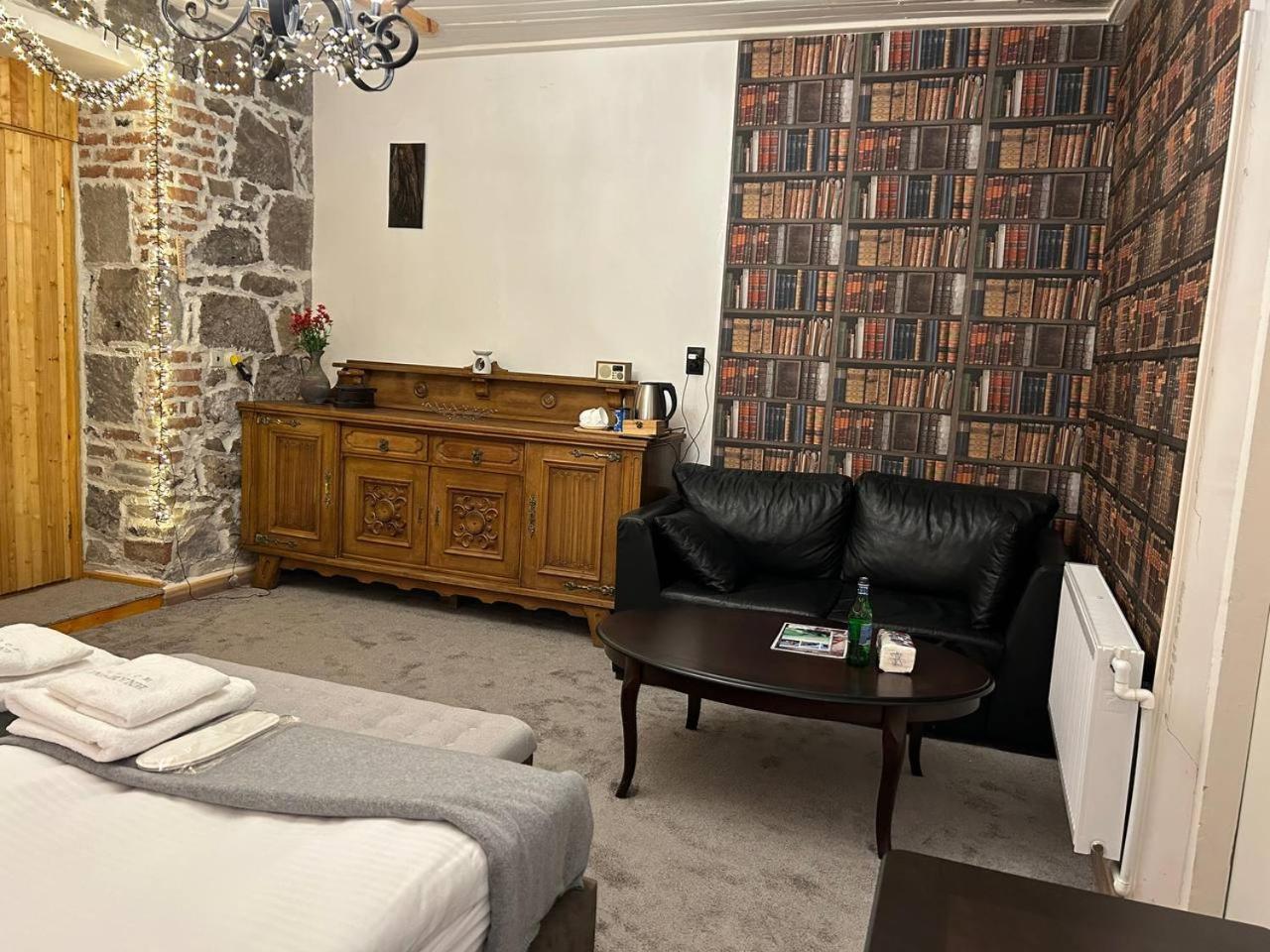 Hnameni Stepanavan Guesthouse - Hotel Esterno foto